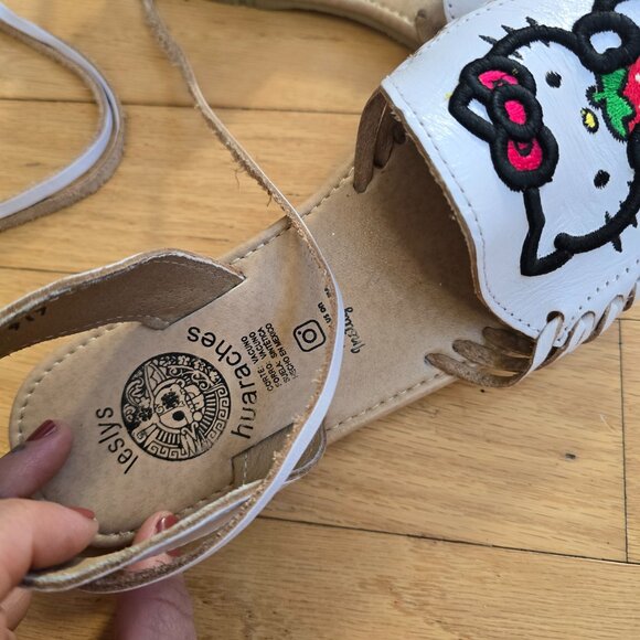 Hello Kitty white leather lace-up gladiator huarache sandals | WMS 8 - Picture 5 of 10